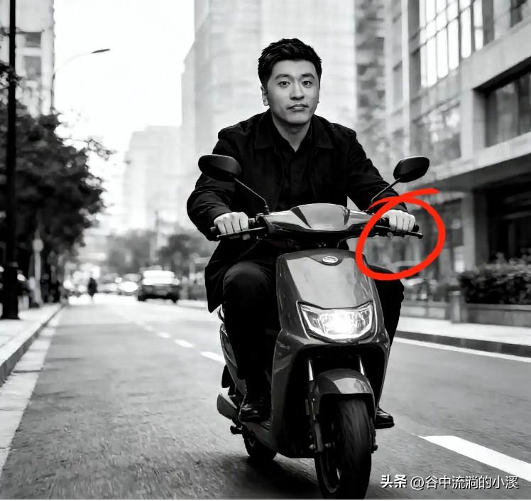 我表弟是张雪峰公司一个员工家属，
跟我说了一件事。
她说你们敢相信吗，张老师竟然