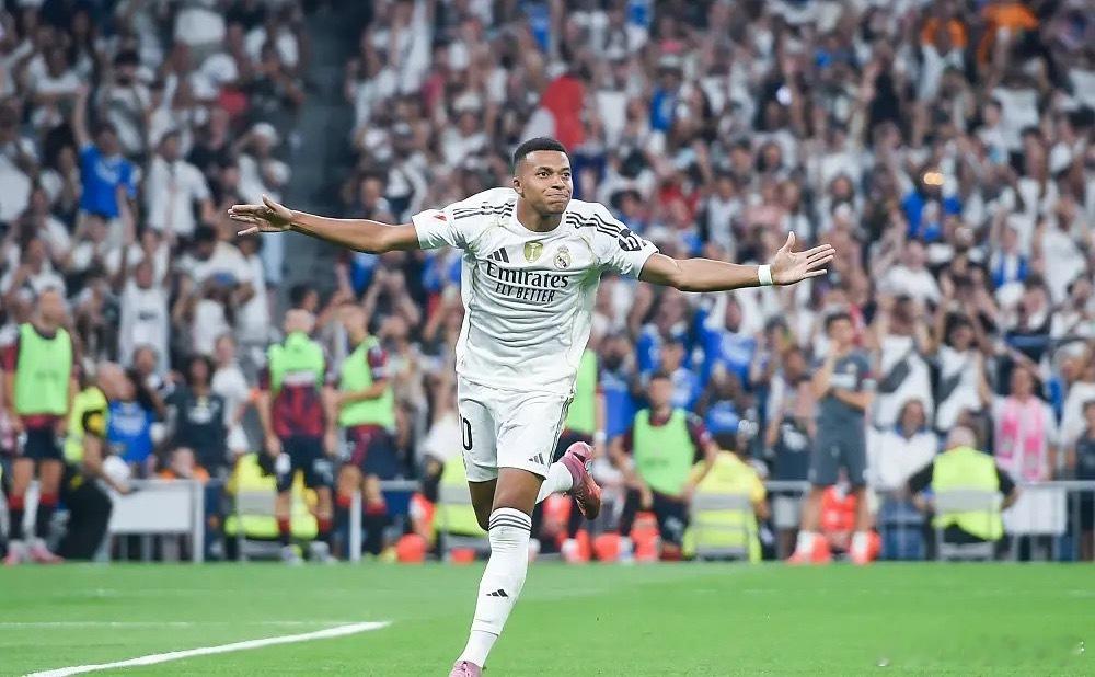 4月27日讯 据西班牙六台记者何塞普·佩德雷罗尔透露，姆巴佩在上周末对阵贝蒂斯的