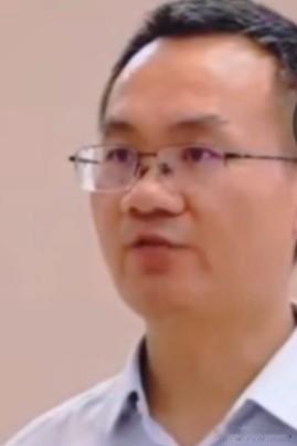 鲁军勇   当选为中科院院士

中国科学院院士，是对科学人才的最高褒奖，这种荣誉