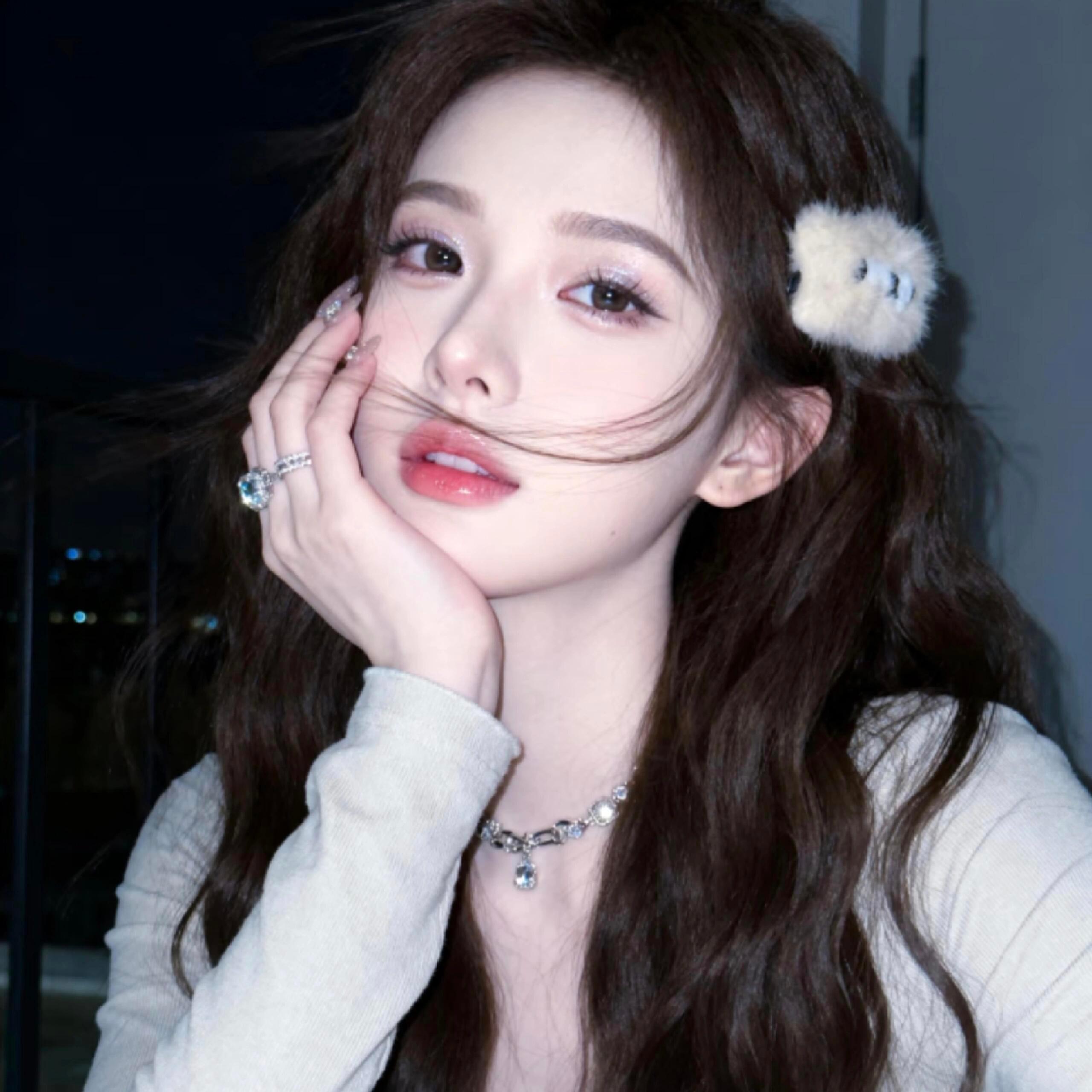 𝙒𝙚𝘾𝙝𝙖𝙩女头｜优质女头｜甜美头像无水印❤️ 