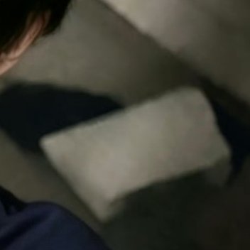 百合种植：1.土壤要求：选择土层深厚、排水良好的砂壤土或壤土，pH值保持在5.5