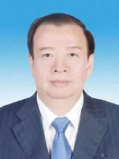 害怕了吧，东莞厅级干部罗军文主动投案！

刚刚，权威微信公众号“南粤清风”发布消