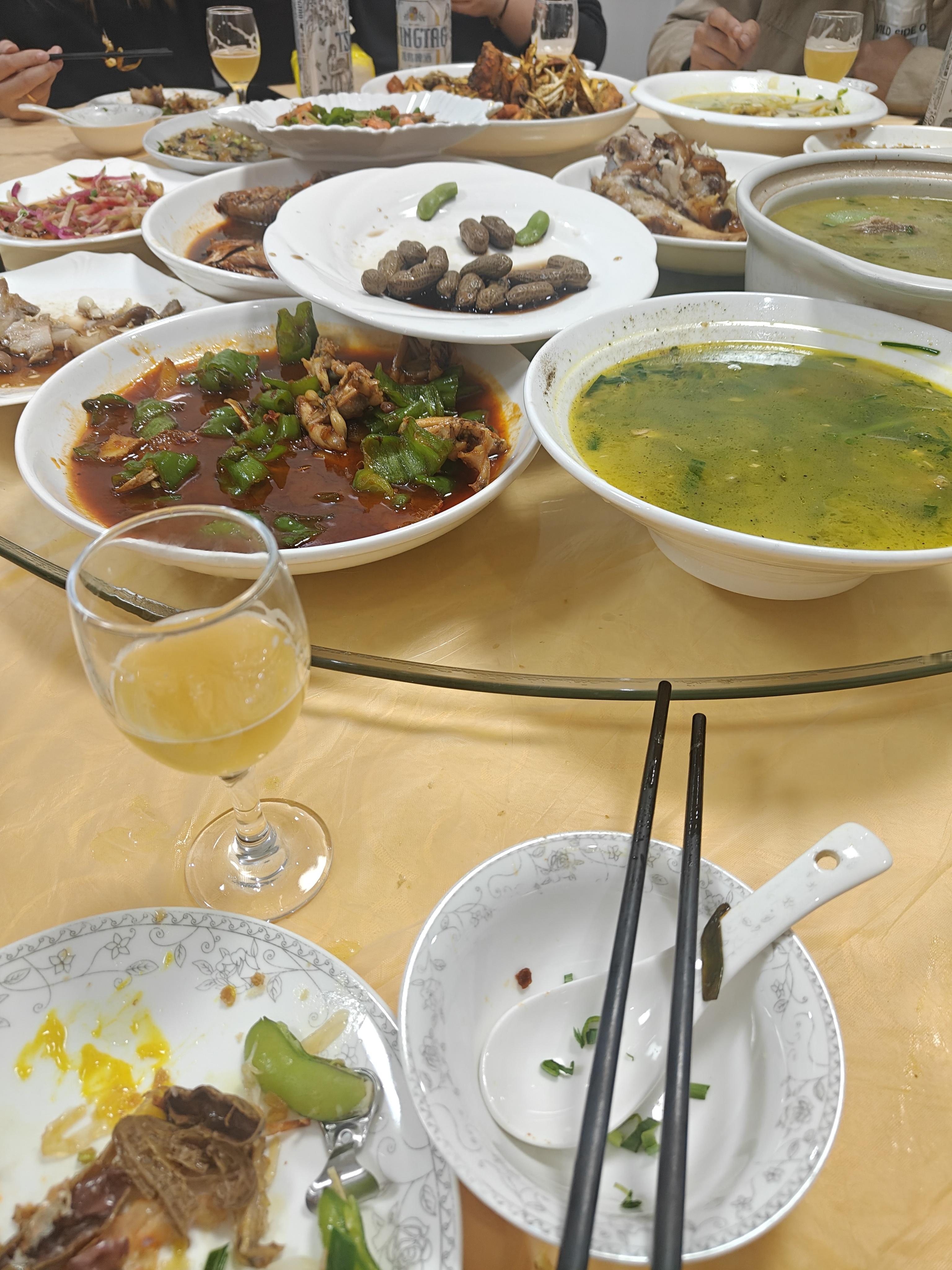 ▲赢球了，就该吃点好的 