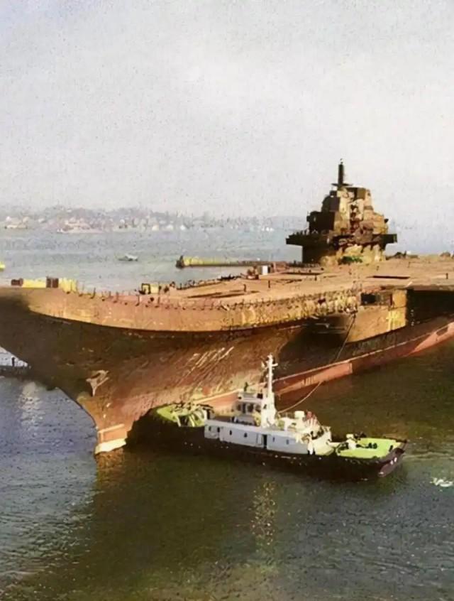 中国花了20年，把乌克兰的军工技术吃得透透的，军事实力突飞猛进，却唯独留下了一大