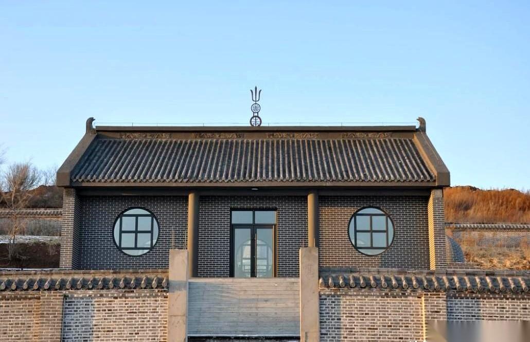 我跟你讲，乾隆爷的三公主，估计做梦都想不到，自己百年后住上了……农家乐。
真的，