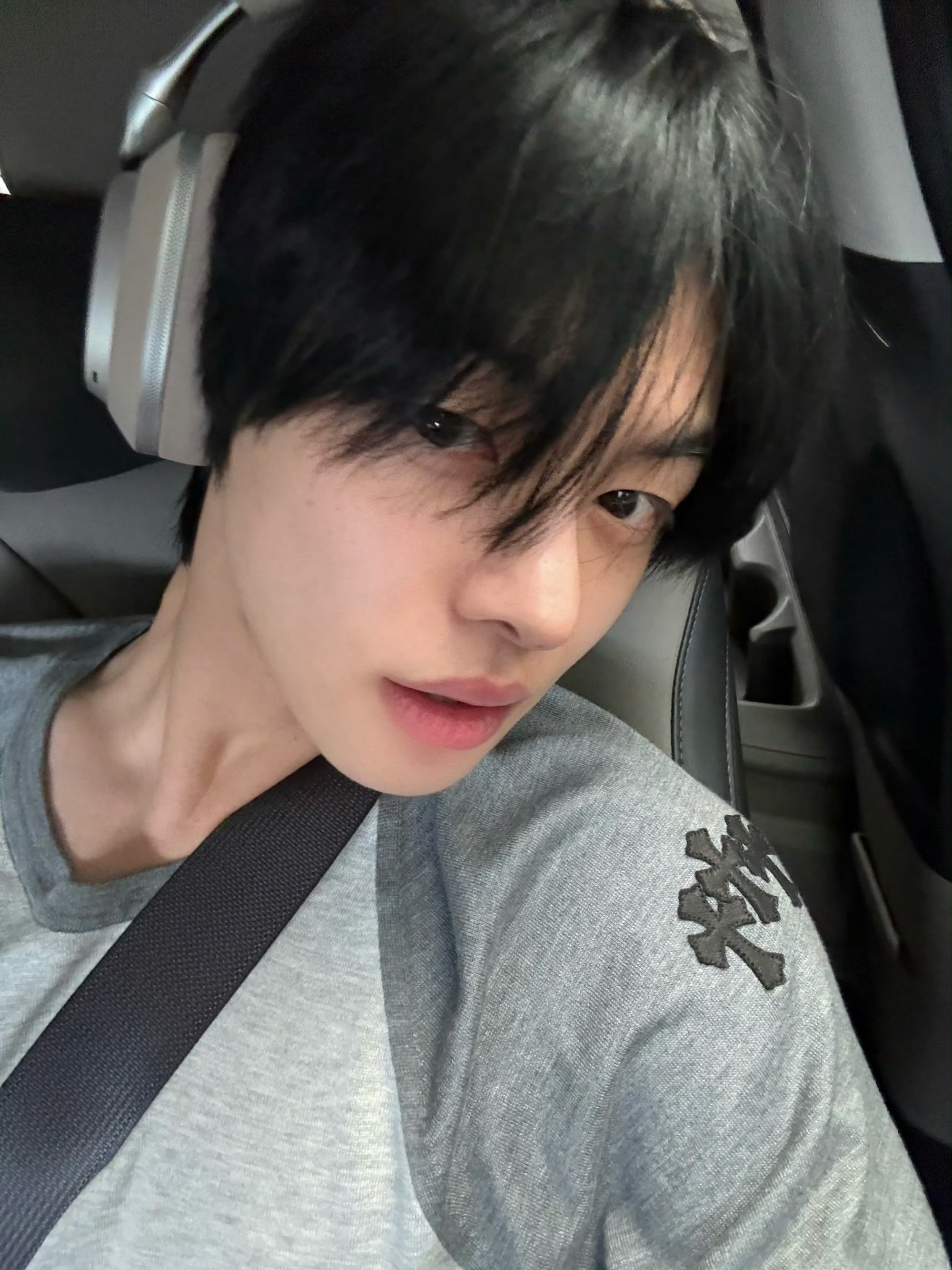李钟润到底一次性下单了多少件克罗心。 