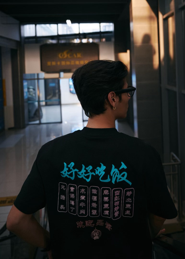 蒋奇明的微表情变换蒋奇明的微表情蒋奇明的微表情不追求夸张，贵在真实自然。犹豫时眼