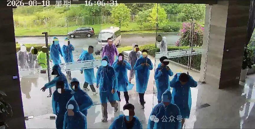 手握胜诉判决却组织百人抢公章，海特高新为何扔掉判决书选择“物理维权”？

202