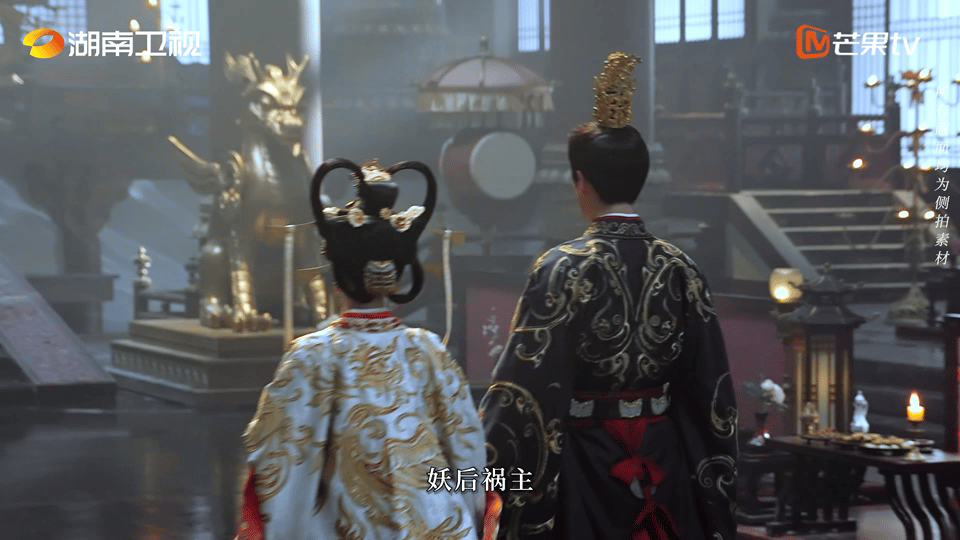 谁家男女主白天叫夫君晚上捅刀子 一个敢叫夫君一个敢应，转头各自藏刀。吴谨言魏哲鸣
