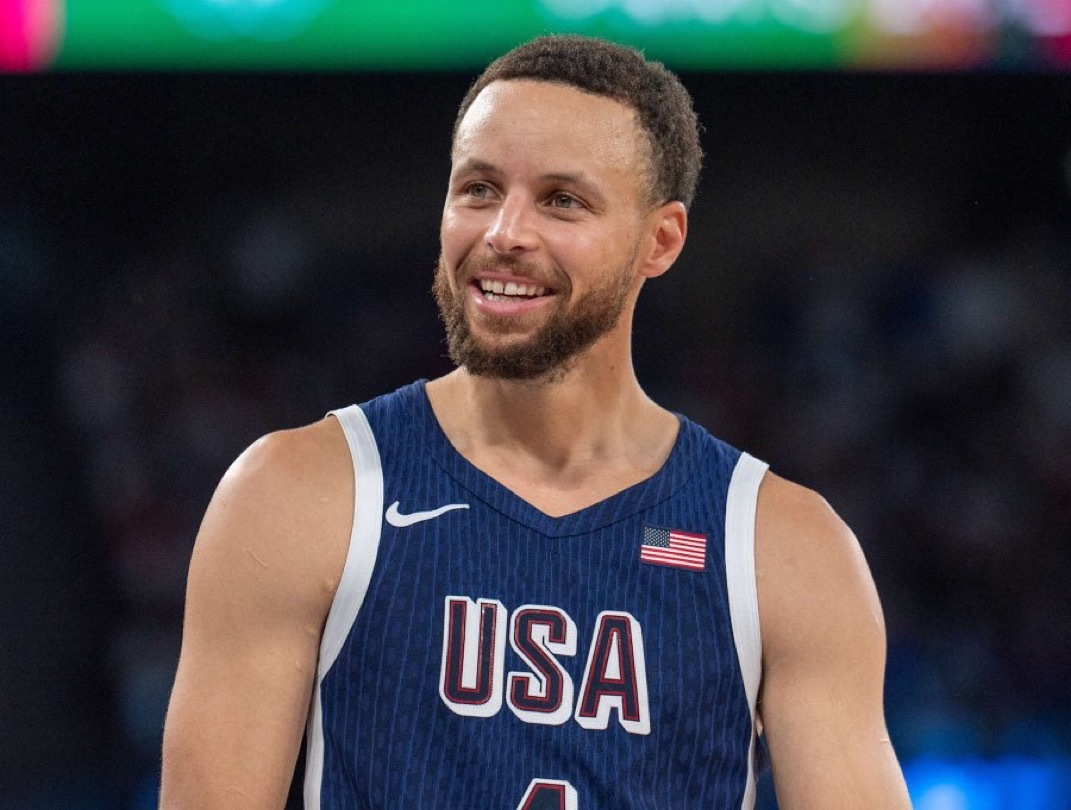 据MarcJSpears 报道，斯蒂芬·库里仍对代表美国队参加2028年洛杉矶奥