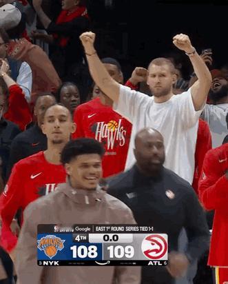 快给勇士弃将库明加加鸡腿！库明加抢断绝杀尼克斯，老鹰2-1！
最后一攻，尼克斯有