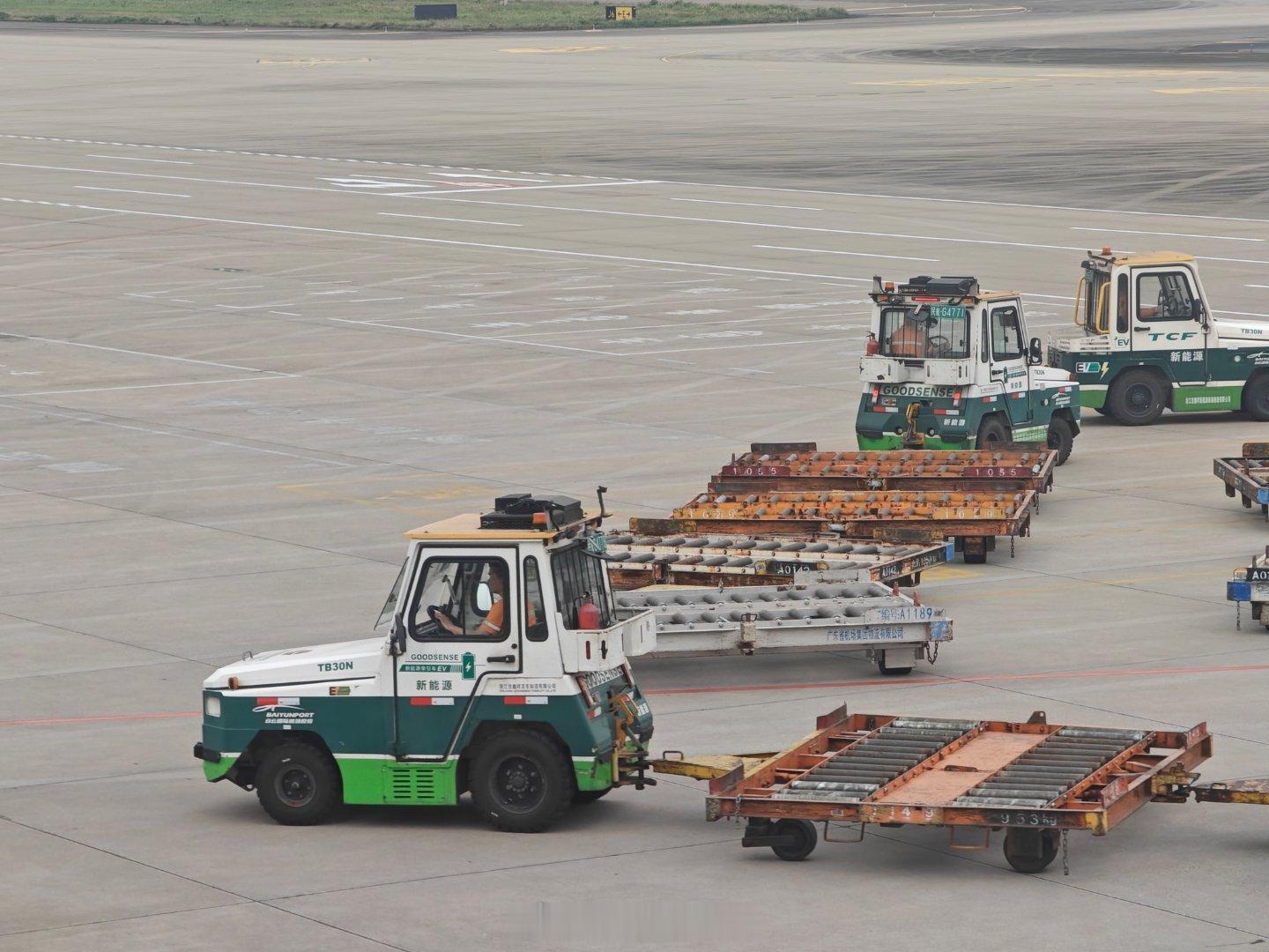 这种小车总让我想起 mini G，而且看起来操控很灵活的样子。  ​​​