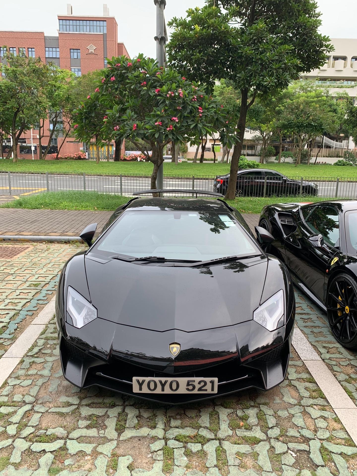 全球限量600台的黑武士兰博基尼Aventador LP750 SV...