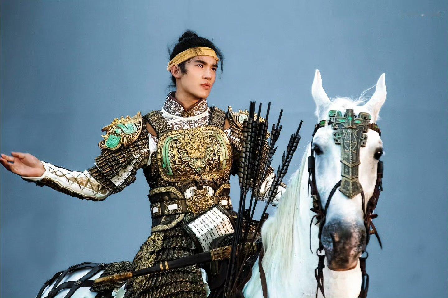 于适回应姬发大厂裸辞 太好了，是宽肩窄腰大长腿于适啊[好爱哦][好爱哦][好爱哦