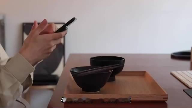 #日本出现取消吃饭现象#48小时只吃一顿饭，日本年轻人“取消餐食”，日本已经卷成这样了吗？ ​