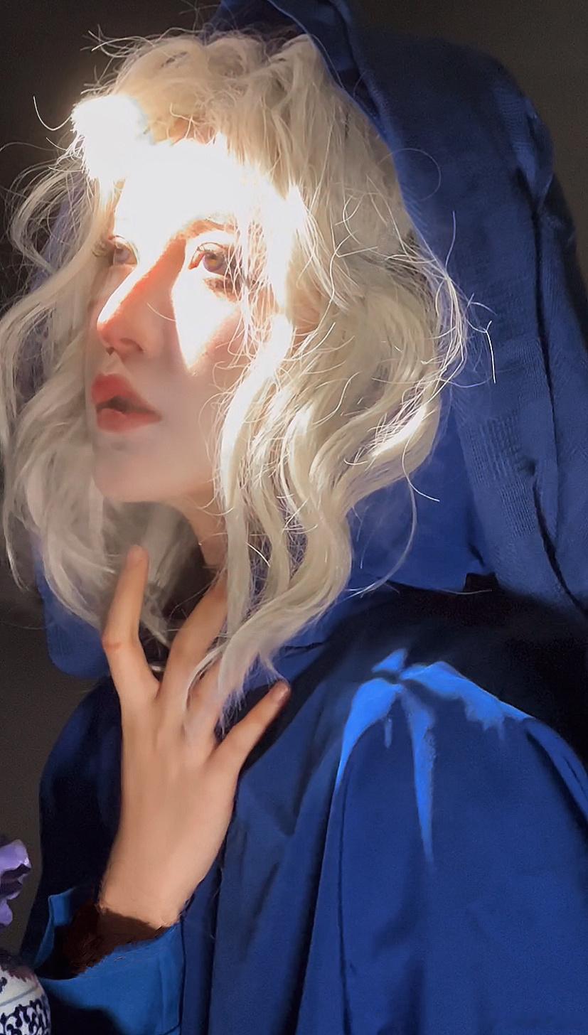  神明从不偏爱世人 ​​​