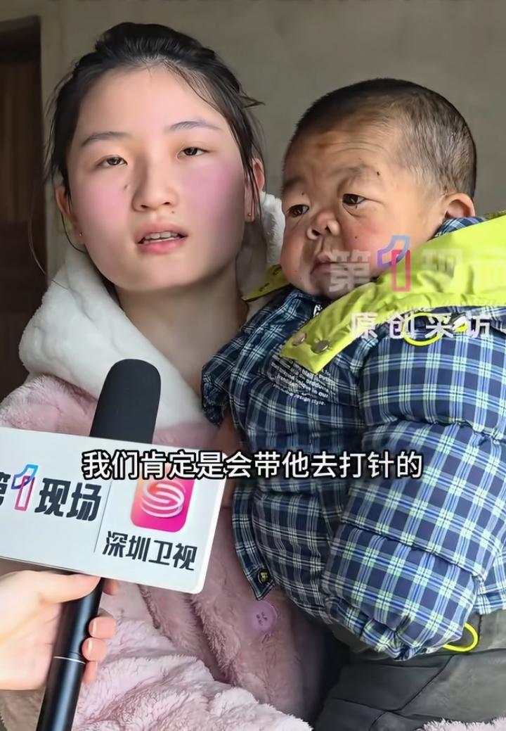 看哭！湖南一位25岁小伙，身患罕见病，身高只有60厘米，比一般侏儒症还要严重。虽