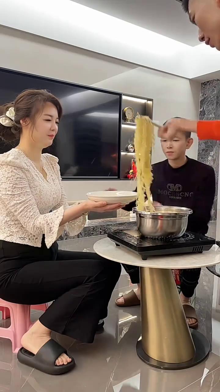 哈哈。
