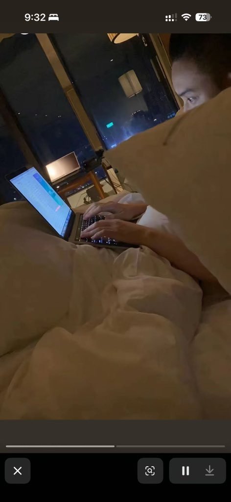 据说，孙割又恋爱了看图可真像啊不过有钱人是不会缺女人的 ​​​