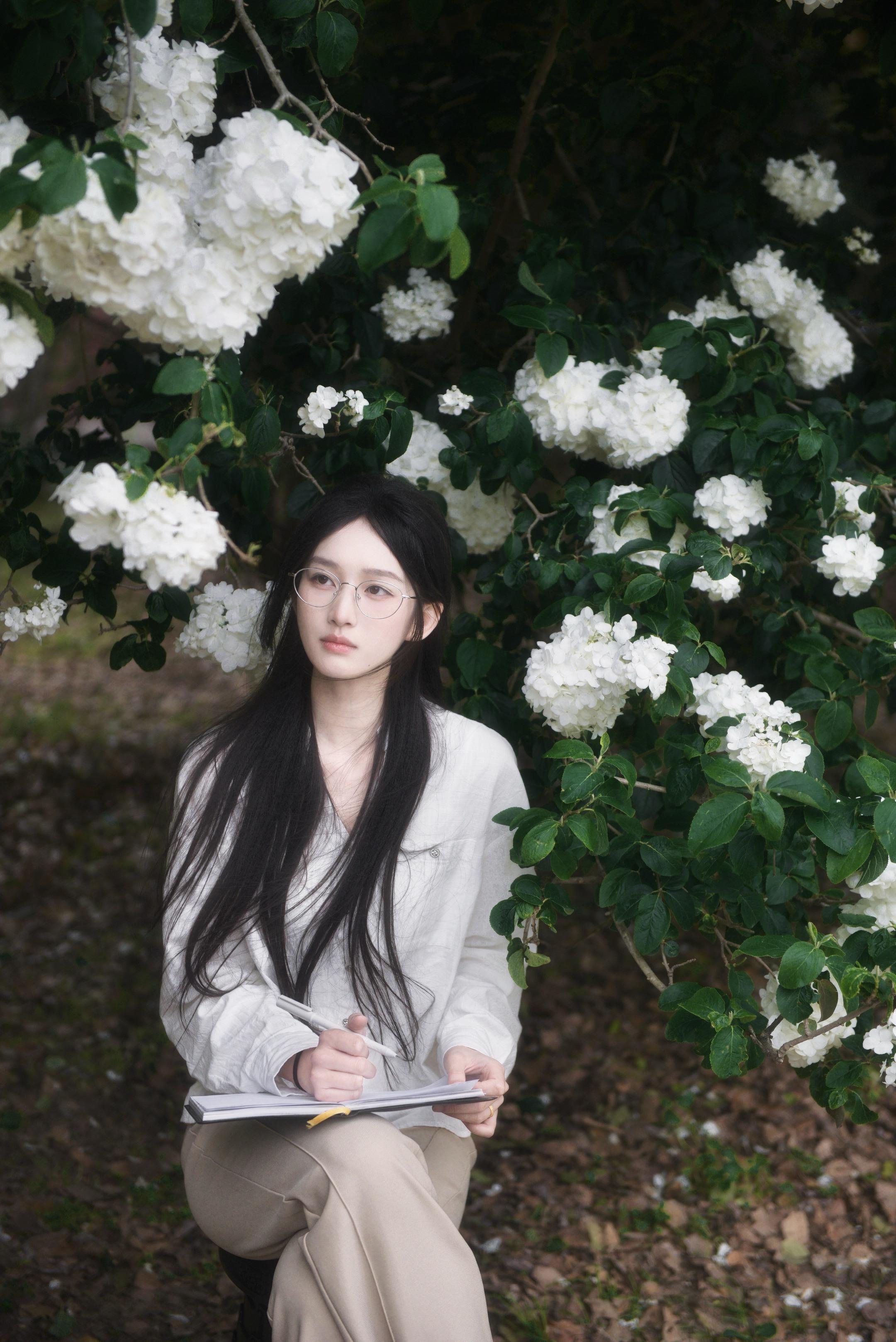 一万年太久  只争朝夕