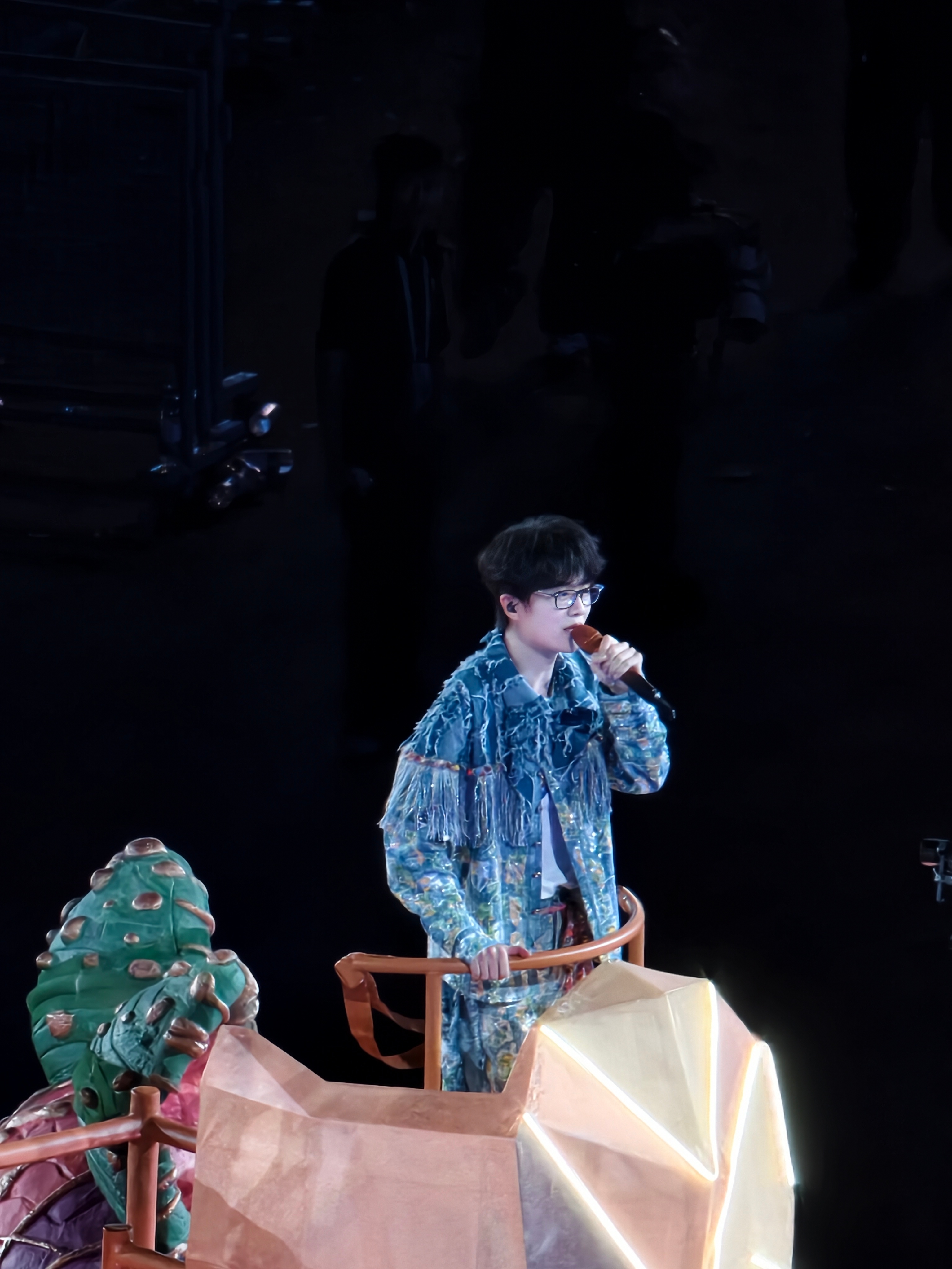 许嵩冯禧官宣结婚距离上次见面也就不足两月，再次听到你的消息，便是你已经结婚了[污