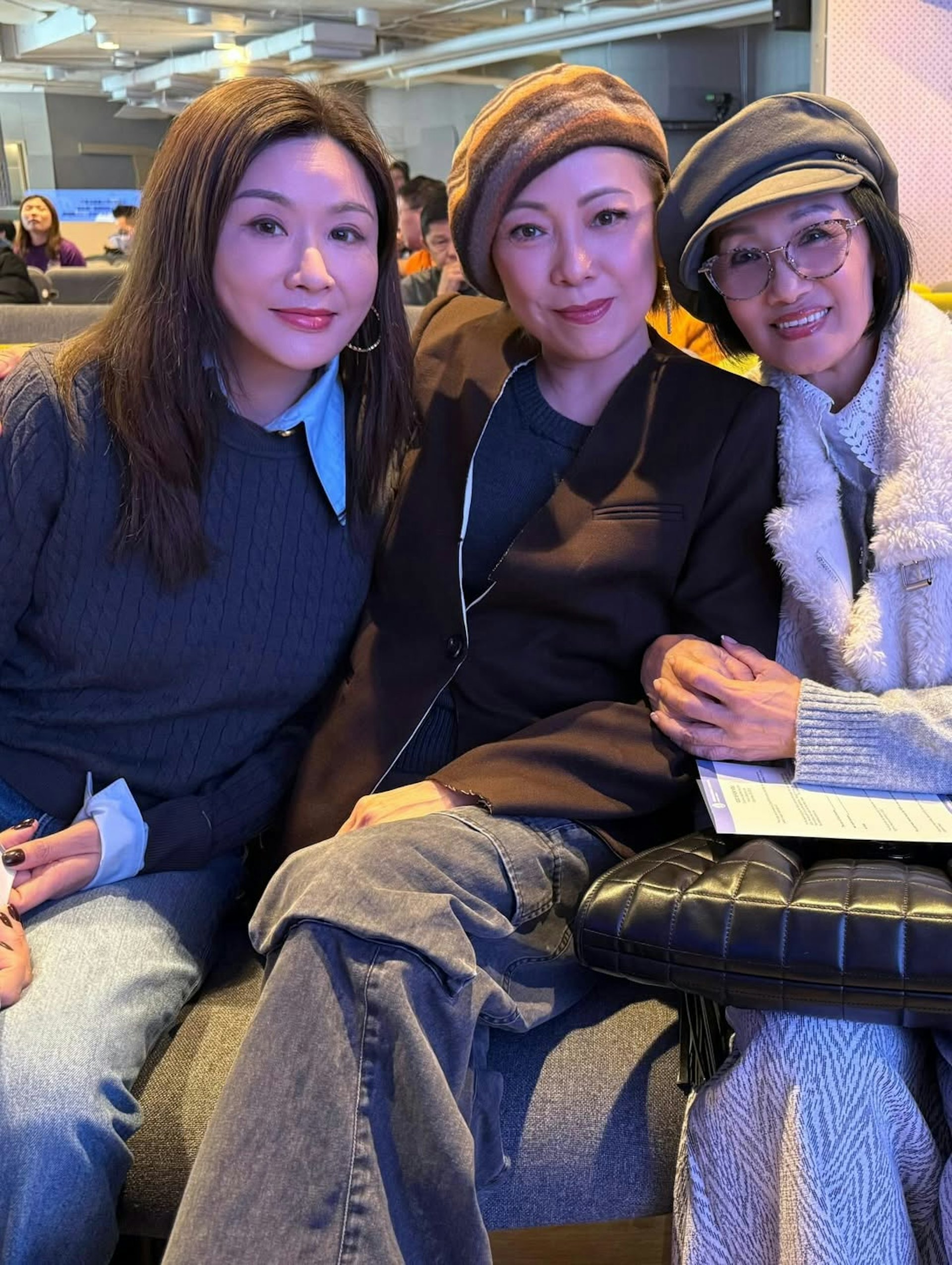 邓萃雯、韩马利、张文慈、谢雪心，几位状态好好。跨年电影愿