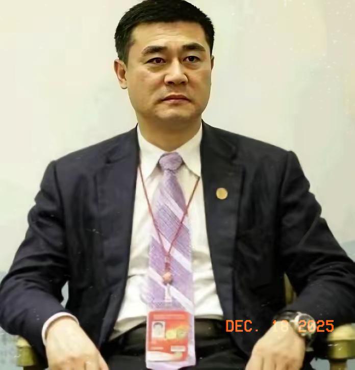 谁能想到！深圳“黑老大”张伟在牢里服无期，他曾经天天显摆的全球限量3块的百达翡丽