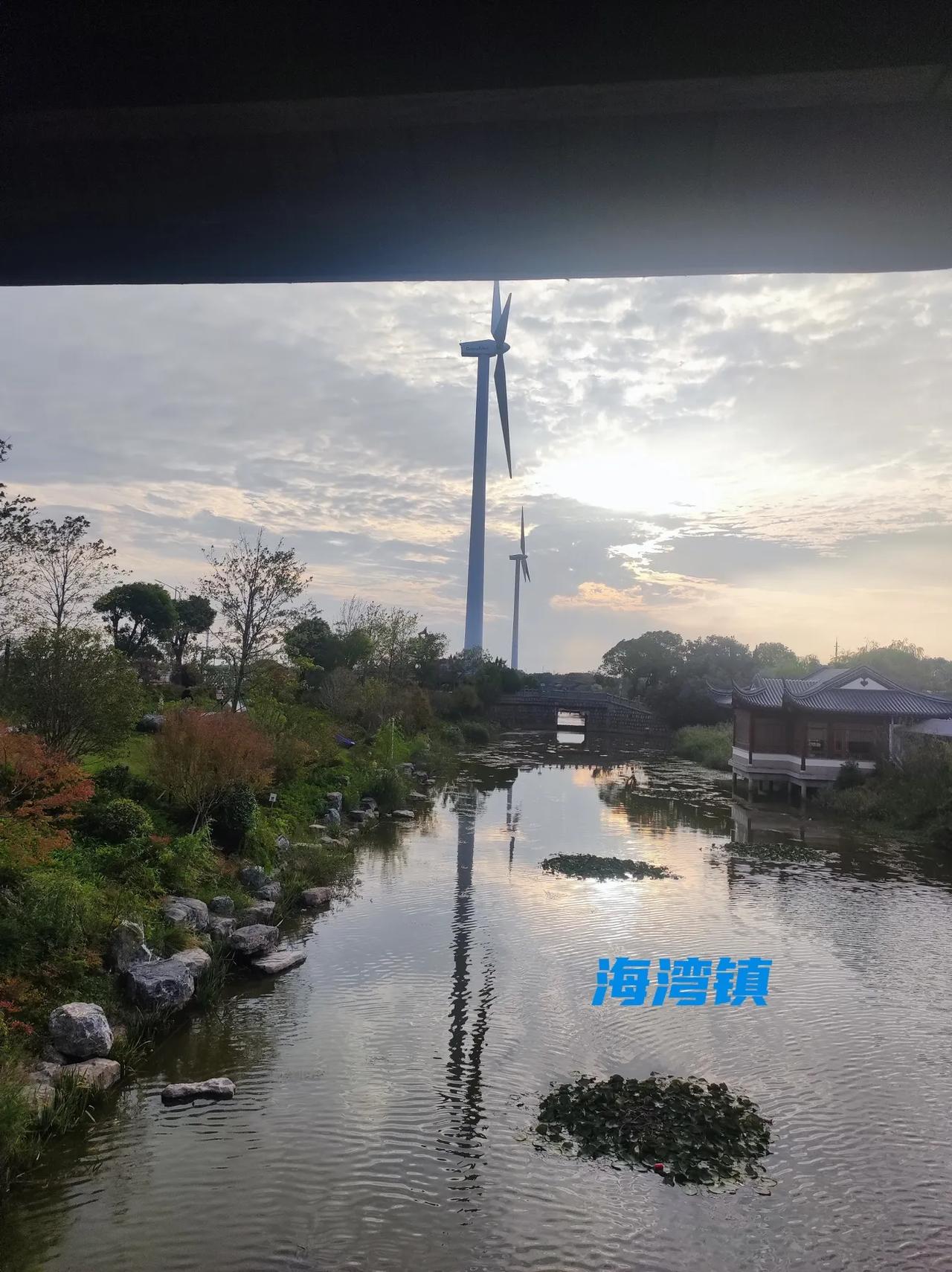 #下联：秋深意浓梦常圆，诚邀上联#
            情深缘浅终究空