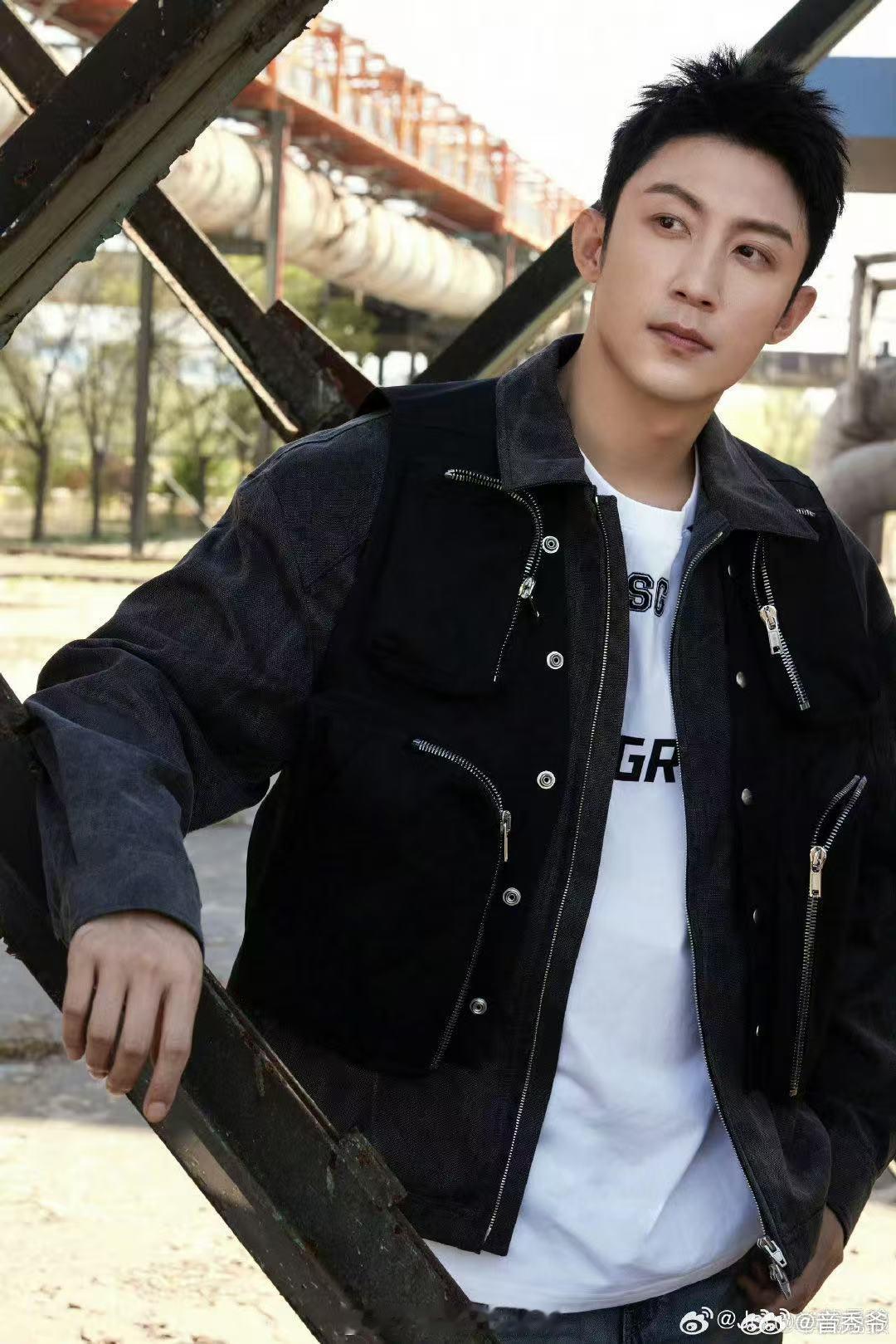 黄景瑜 湖南卫视跨年演唱会黄景瑜官宣湖南卫视跨年 终于等到黄景瑜官宣湖南跨年！作