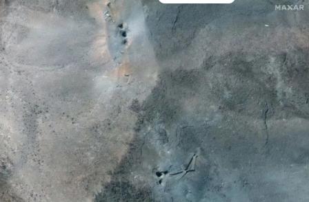 新的卫星图像出现了，伊朗福尔多核基地一共有六个弹坑！

如果是六个弹坑的话，那就