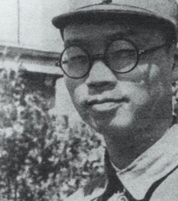 1941年，新四军领袖之一袁国平以自杀的方式结束了生命，年仅35岁。临死前，袁国