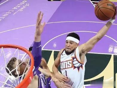 北京时间11月20日9:00，NBA常规赛太阳队客场背靠背再战爵士队，昨天的交锋