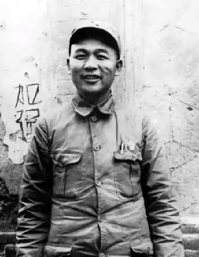 徐海东因病离岗十五年之久，为何55年依然能评“第二大将”？
1955年9月全军授