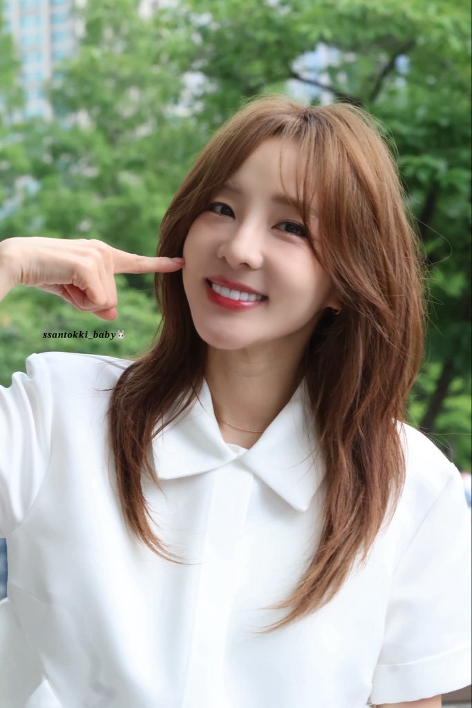 DARA 260625 朴山多拉 电台上班饭拍cr ssantokki_baby