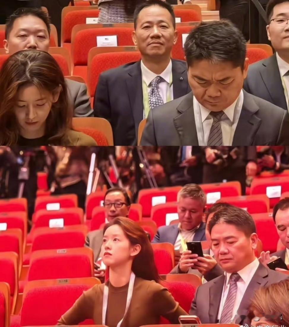 刘强东搀扶着章泽天。
京东刘强东章泽天多绅士，和妻子在韩国出席活动，无时无刻都照