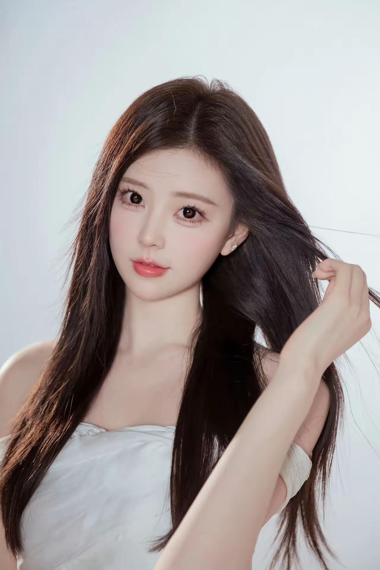 谁是你心中的美女漂亮可爱型的女孩，长相漂亮、身材苗条