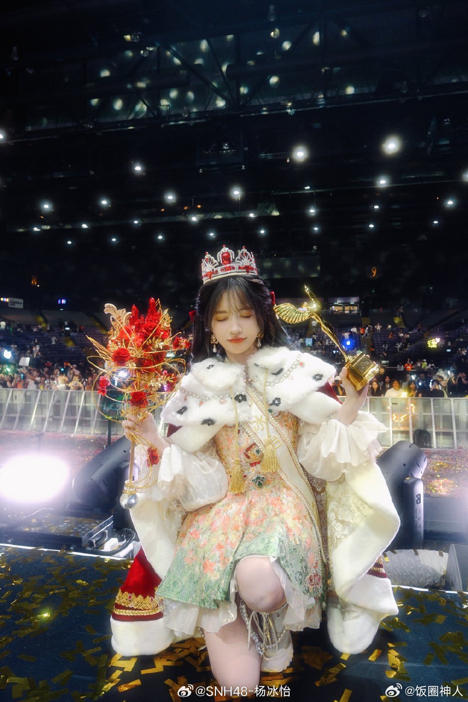 杨冰怡连续两年第一杨冰怡蝉联第一SNH48青春盛典 实至名归的连霸！杨冰怡蝉联S