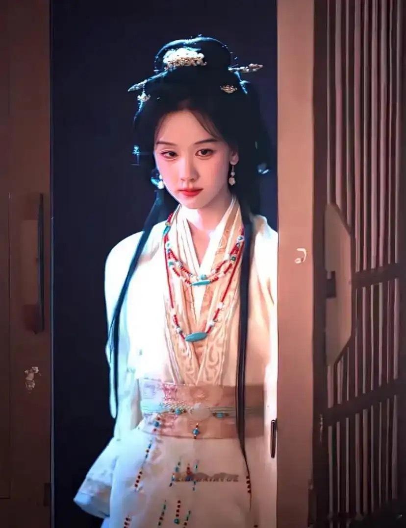 陈都灵这个卧蚕是真的还是p的 