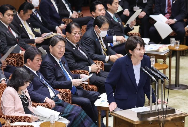 蒋晓峰：高市早苗泄露日本机密 蒋晓峰提到高市早苗泄露日本机密这事儿可太有看头了。