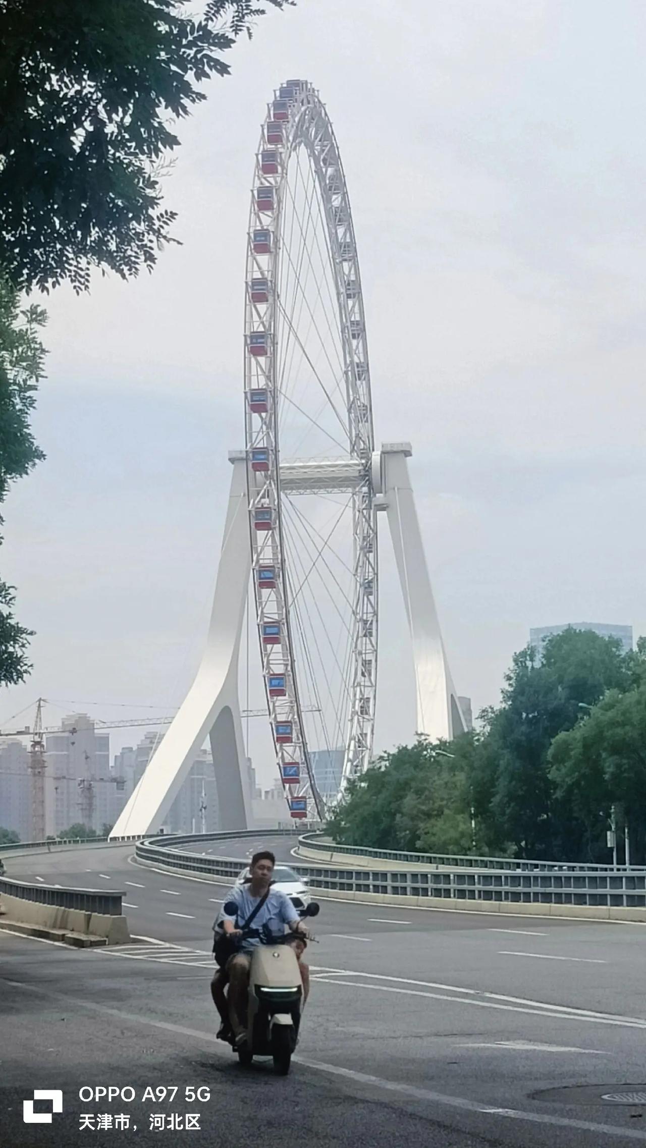 天津天眼高空体验一把。