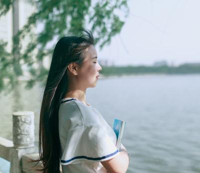 学习阳明心学，说明在变好的几个表现：1.独处时能做到不刷手机，不追剧，平心静气，