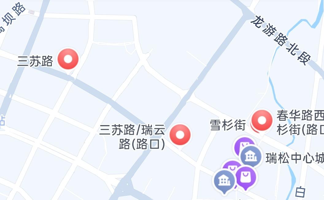 近日，乐山中心城三苏路、瑞云路、雪杉街及周边区域占道经营、乱停乱放现象反弹。
“