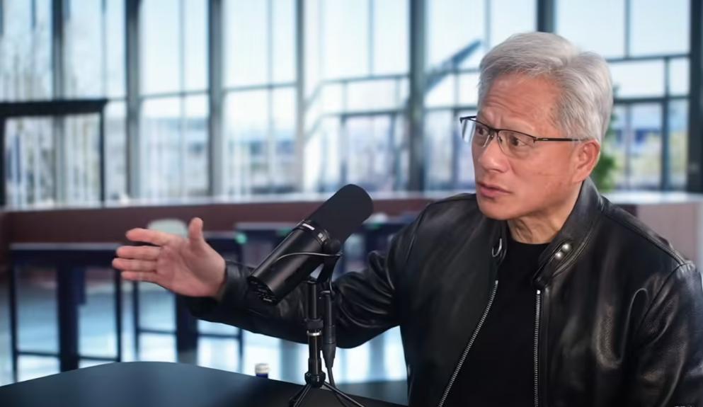 黄仁勋：我希望在工作中突然死去
 
在《Lex Fridman》这档播客节目里，