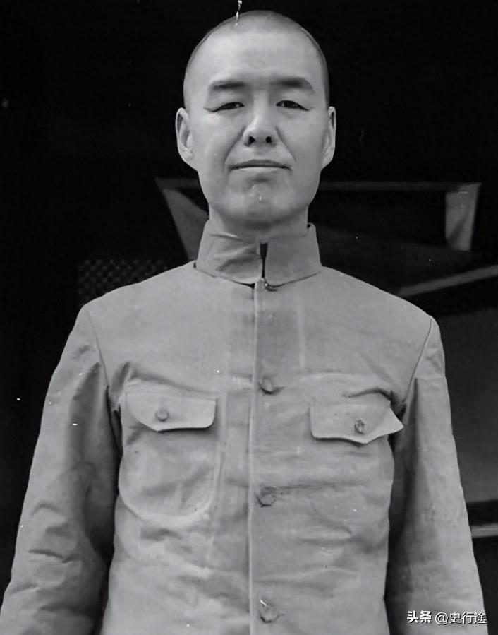 1949年10月1日新中国成立后，邓宝珊被任命为甘肃省政府主席。得知这个任命后，