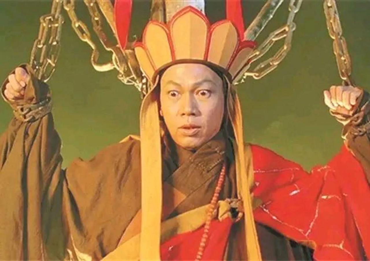 罗家英饰演的唐僧，可以说是本色出演，生活中的罗家英确实话很多，而且该说的不该说的