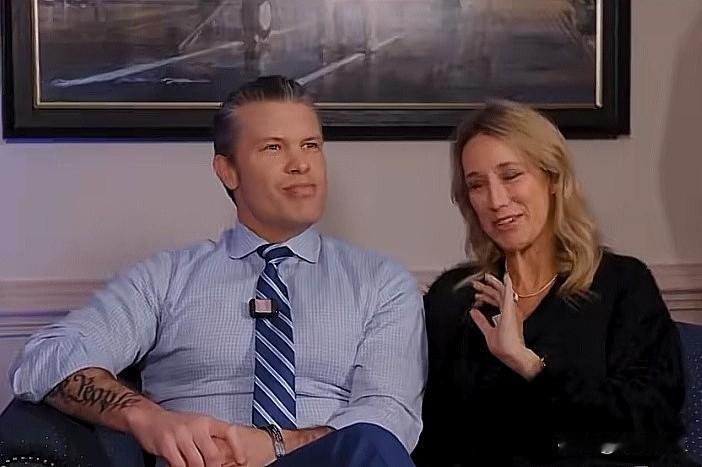 赫格塞斯毫不掩饰对“回归战士精神”的强硬：取消所有身份月、把体能标准拉回男性标准