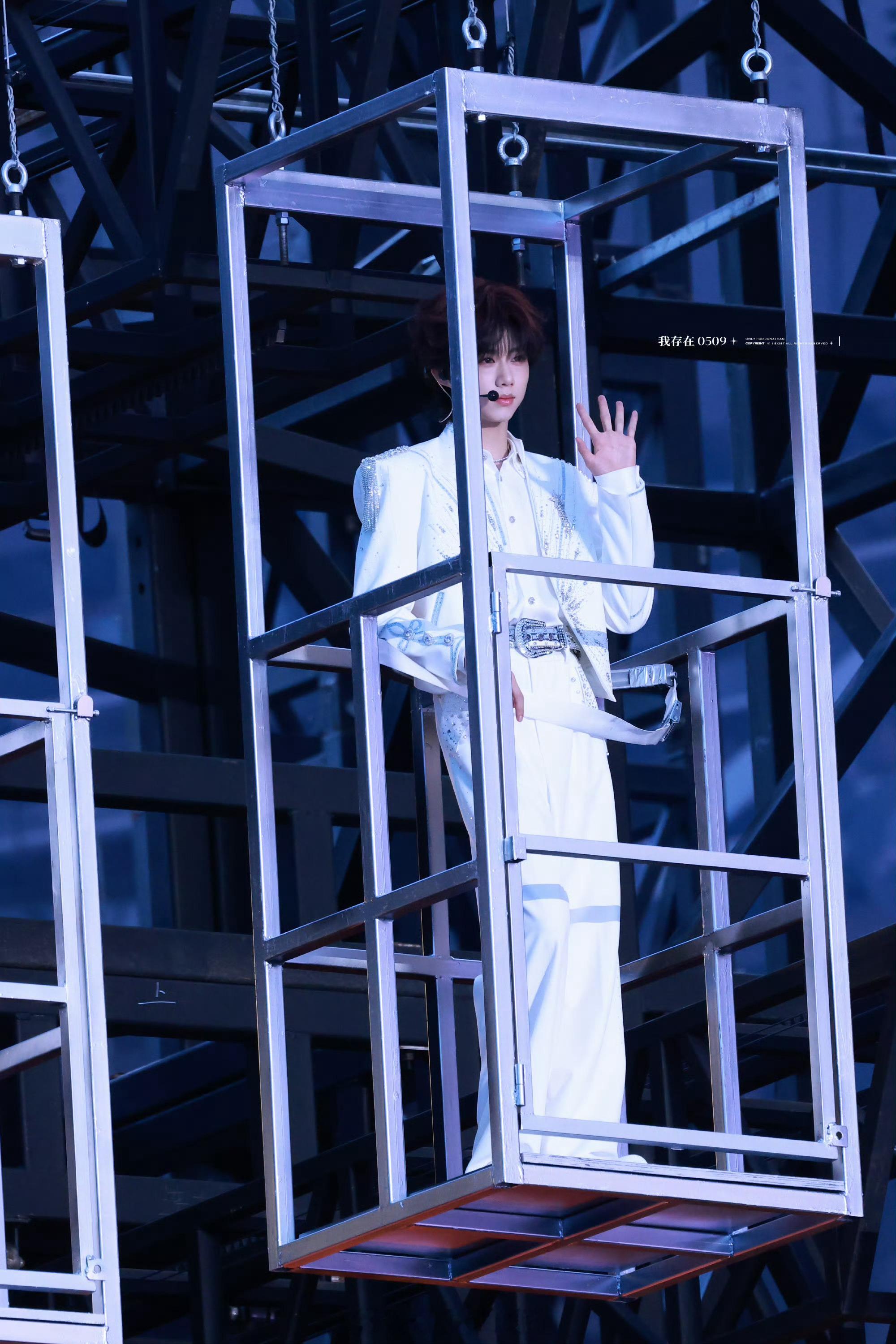 我的天，陈奕恒神颜啊TF四代五公