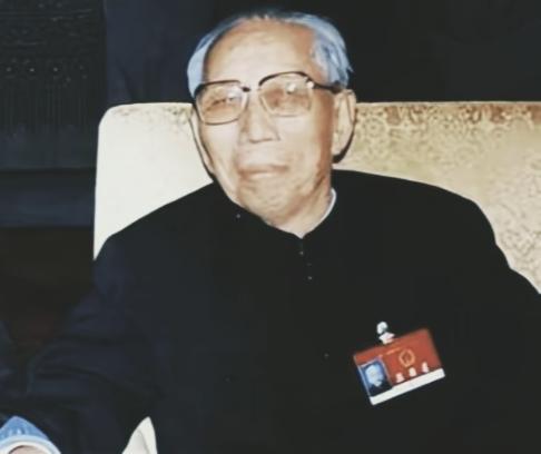 1991年，一位犯人结束了自己长达40年的牢狱生涯，结果刚刚走出监狱，他就立马给