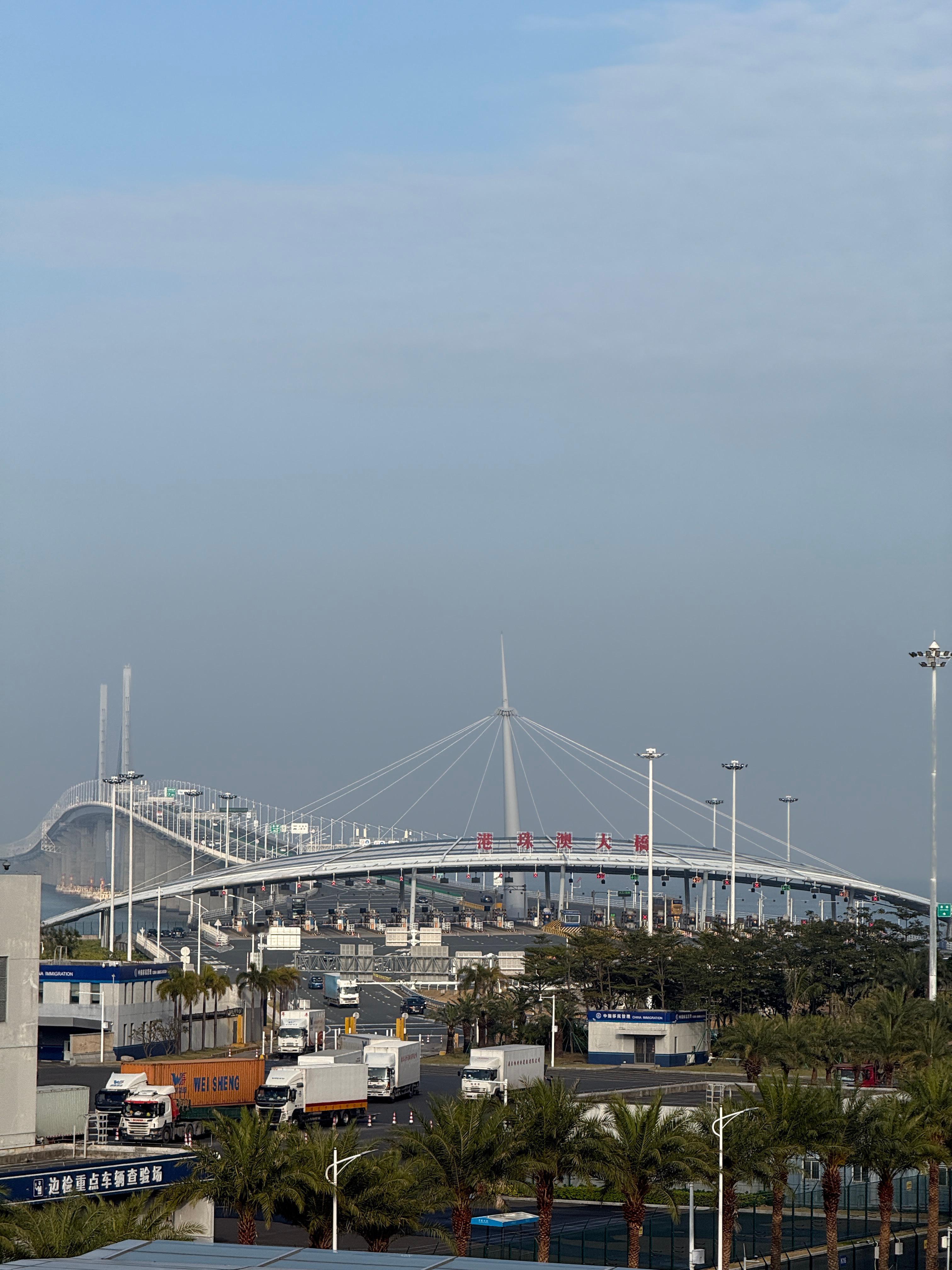 有谁知道为啥从香港来的车大都是MPV么？