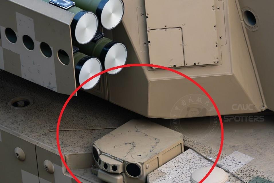 这个猪头是高度集成化的威胁告警和态势感知综合系统，态势感知分系统为共孔径，其概念